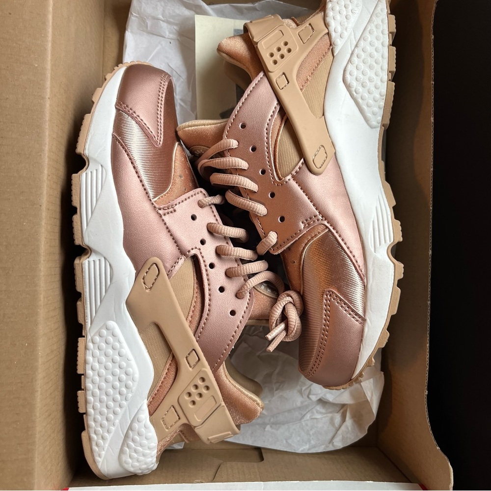 Women’s Air Huarache Run SE